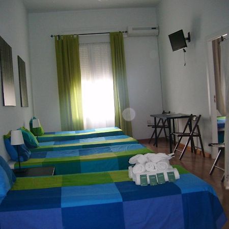 Puerta Del Sol Rooms Madrid Værelse billede